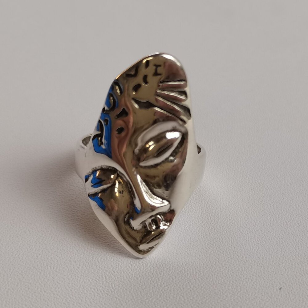 Second-hand women's fashion silver rings